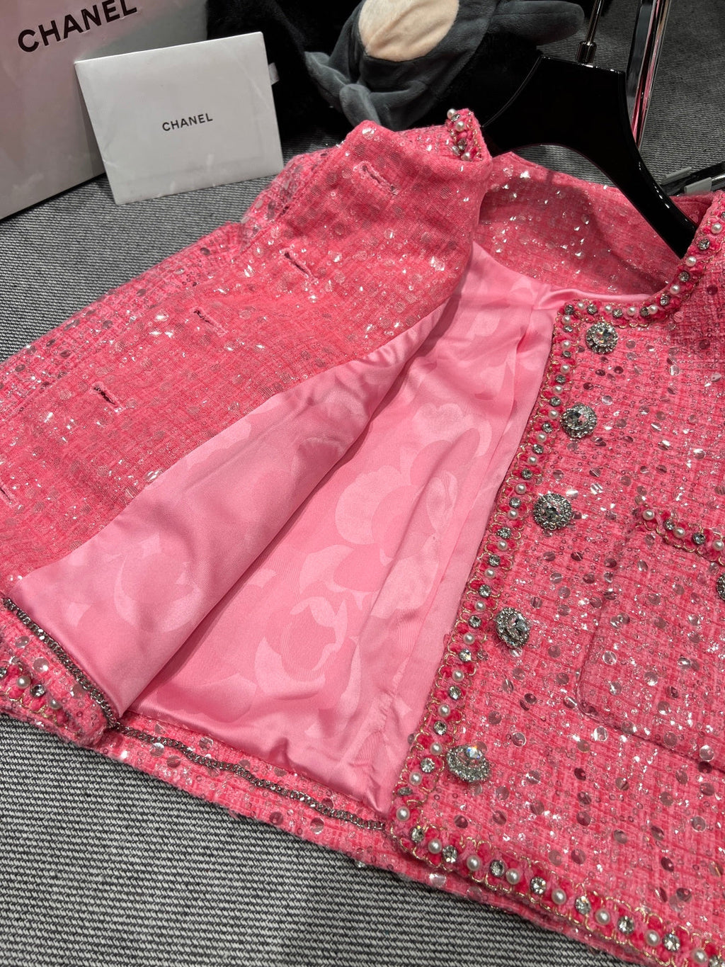CHANEL 25S JACKET 619