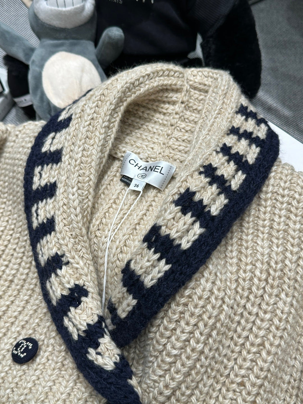 CHANEL 25S STYLED JACKET 438