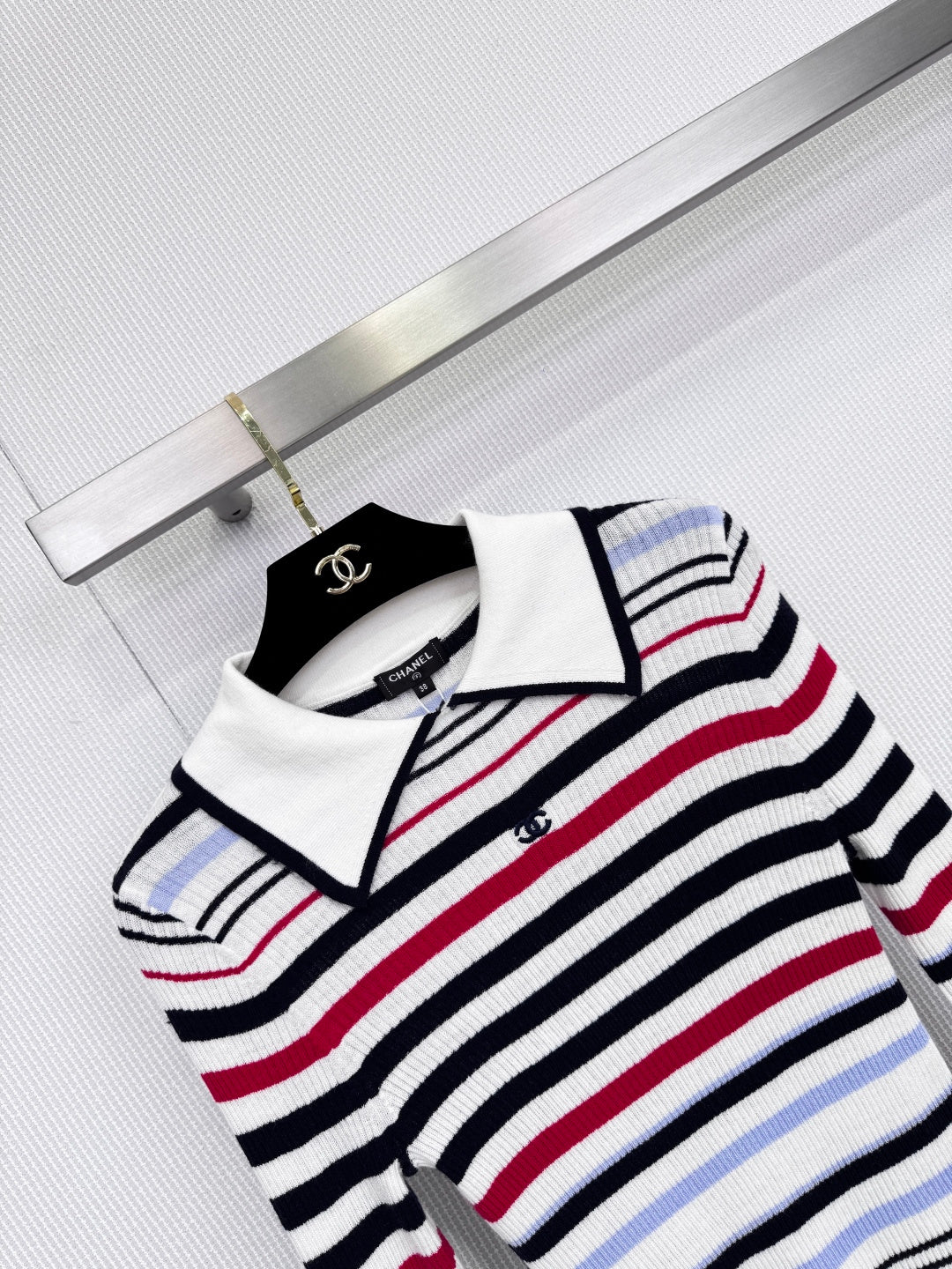 CHANEL 25S COLLARED SWEATER 578