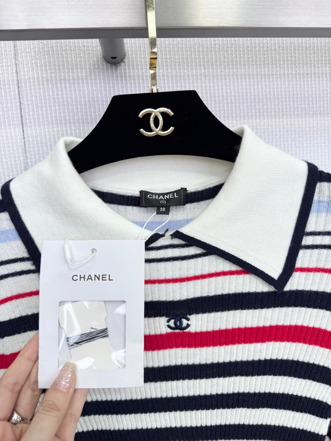 CHANEL 25S COLLARED SWEATER 578