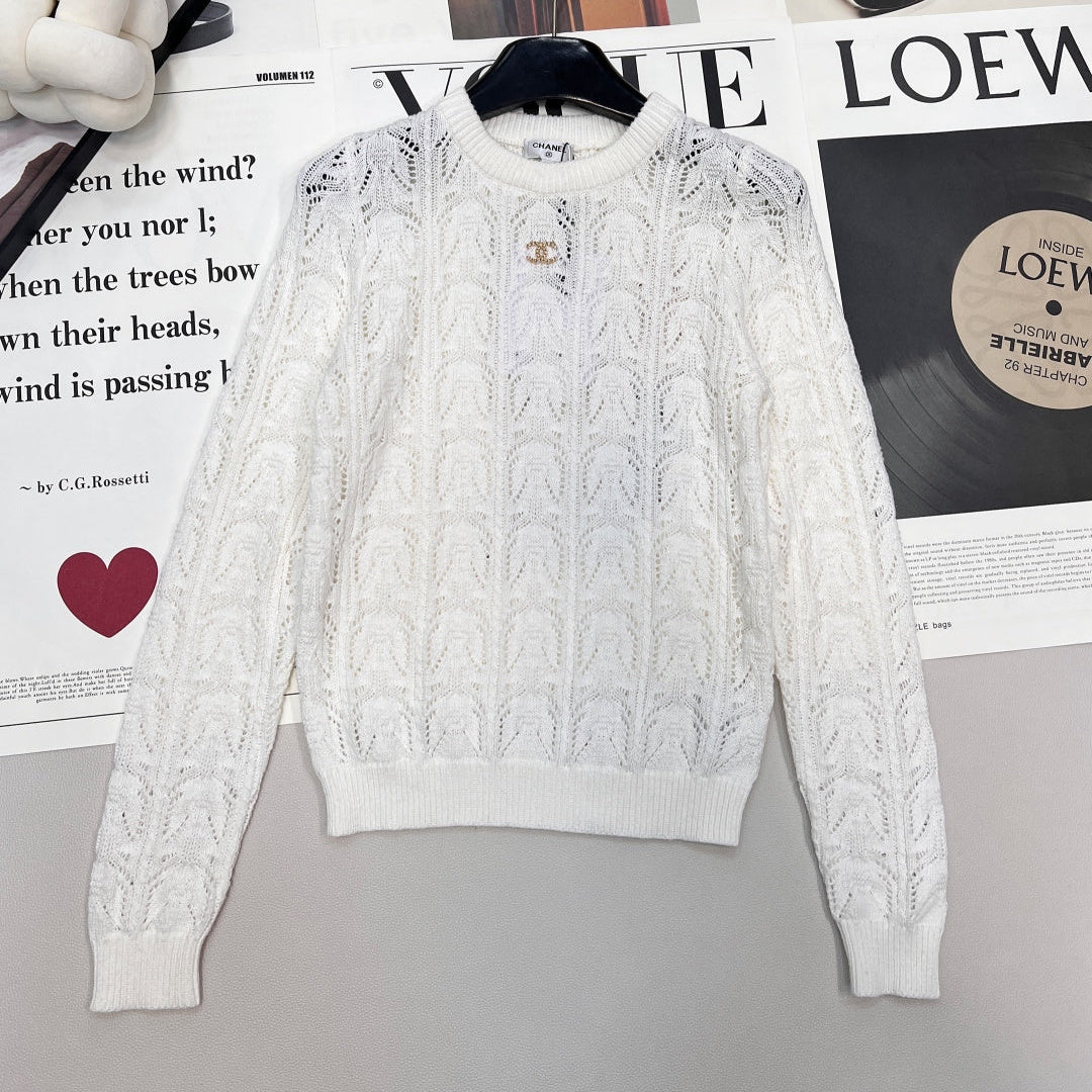 CHANEL 25S LONG-SLEEVE SWEATER 441