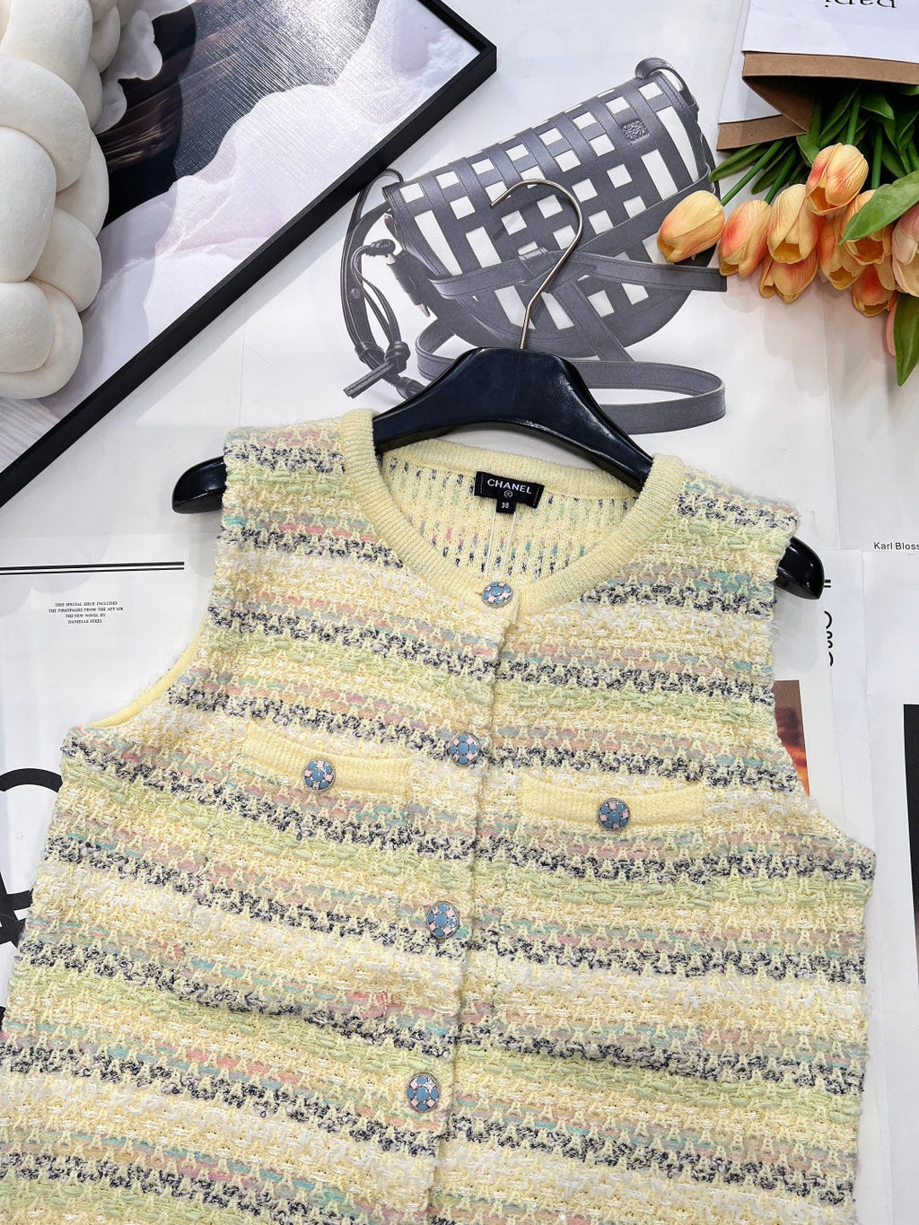 CHANEL 25S KNITTED VEST 509