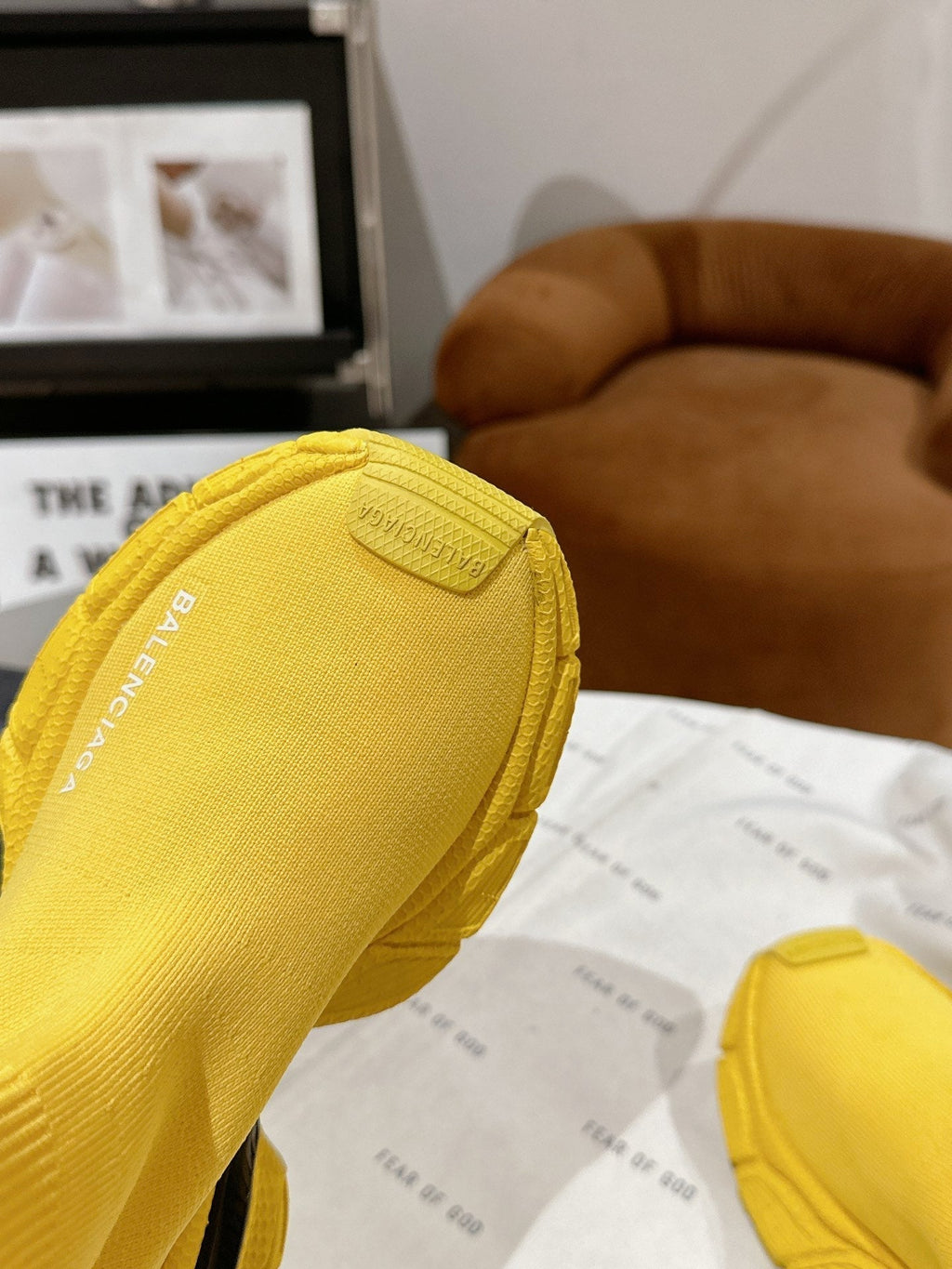 BALENCIAGA 25S SPEED TRAINER SNEAKERS 55 MM IN YELLOW AND BLACK KNIT