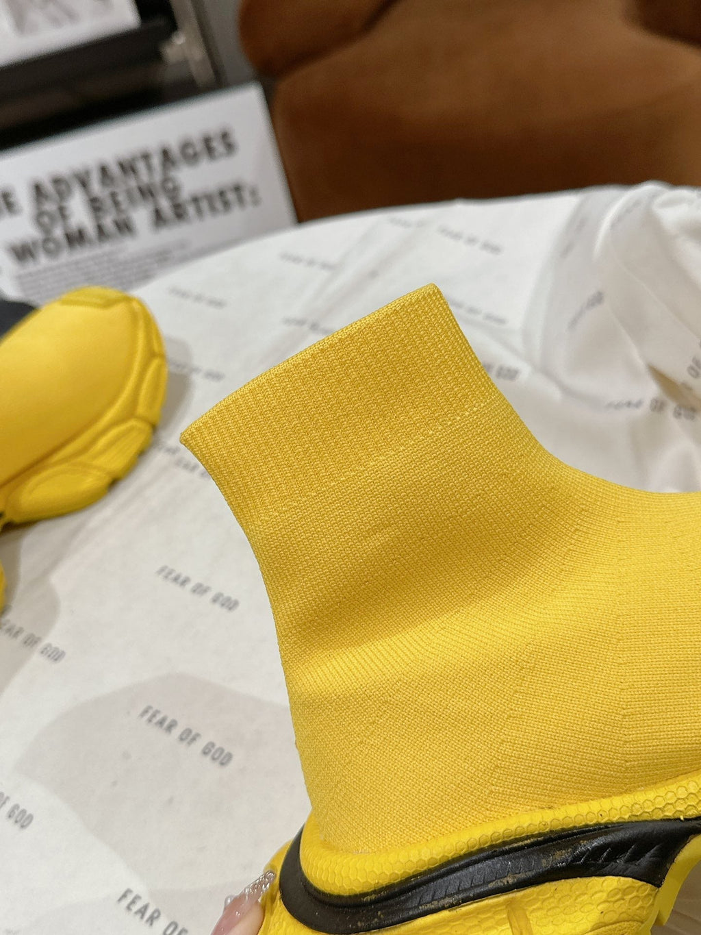 BALENCIAGA 25S SPEED TRAINER SNEAKERS 55 MM IN YELLOW AND BLACK KNIT