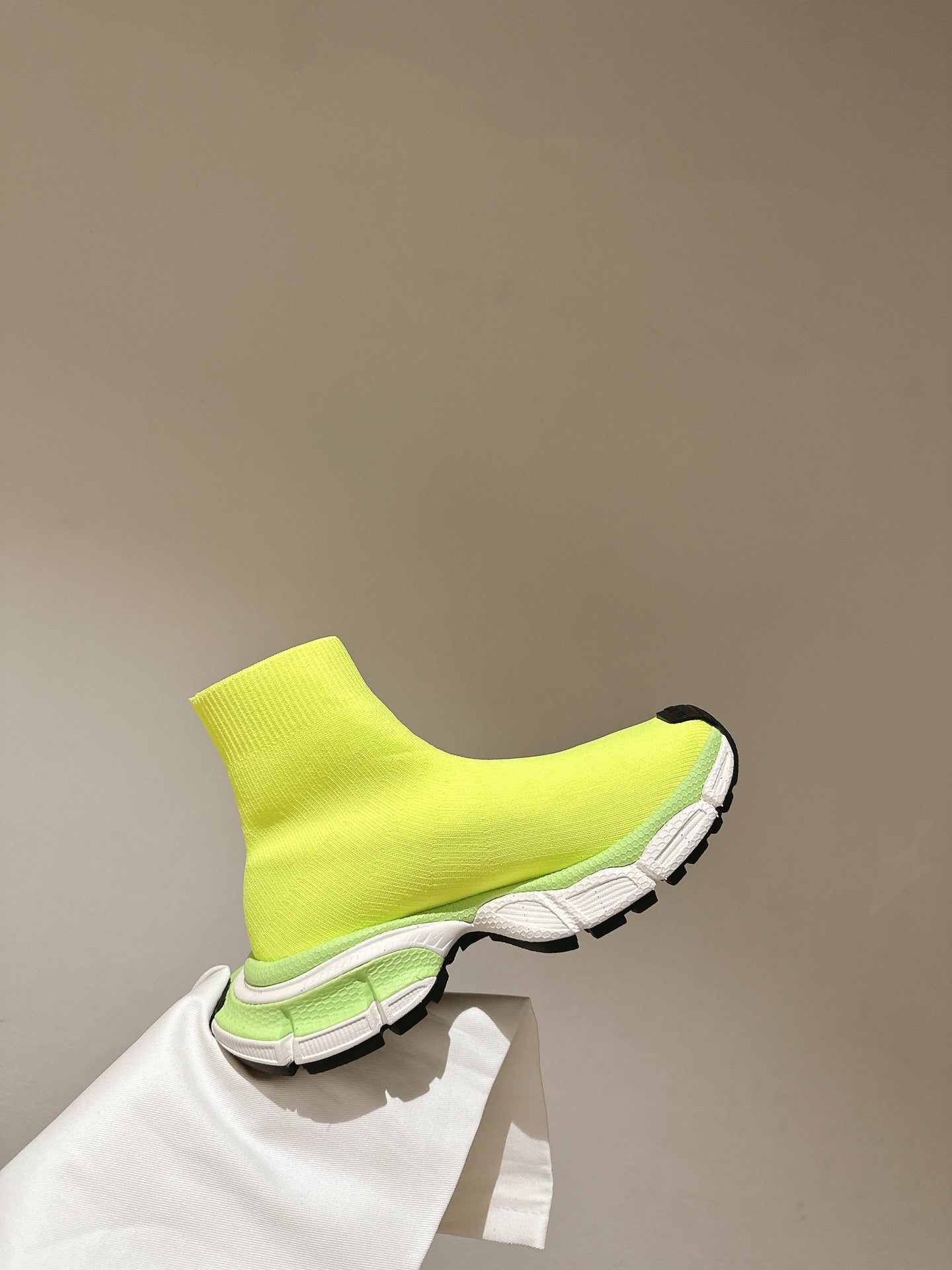 BALENCIAGA 25S SPEED TRAINER SNEAKERS 55 MM IN LIGHT LEMON YELLOW KNIT