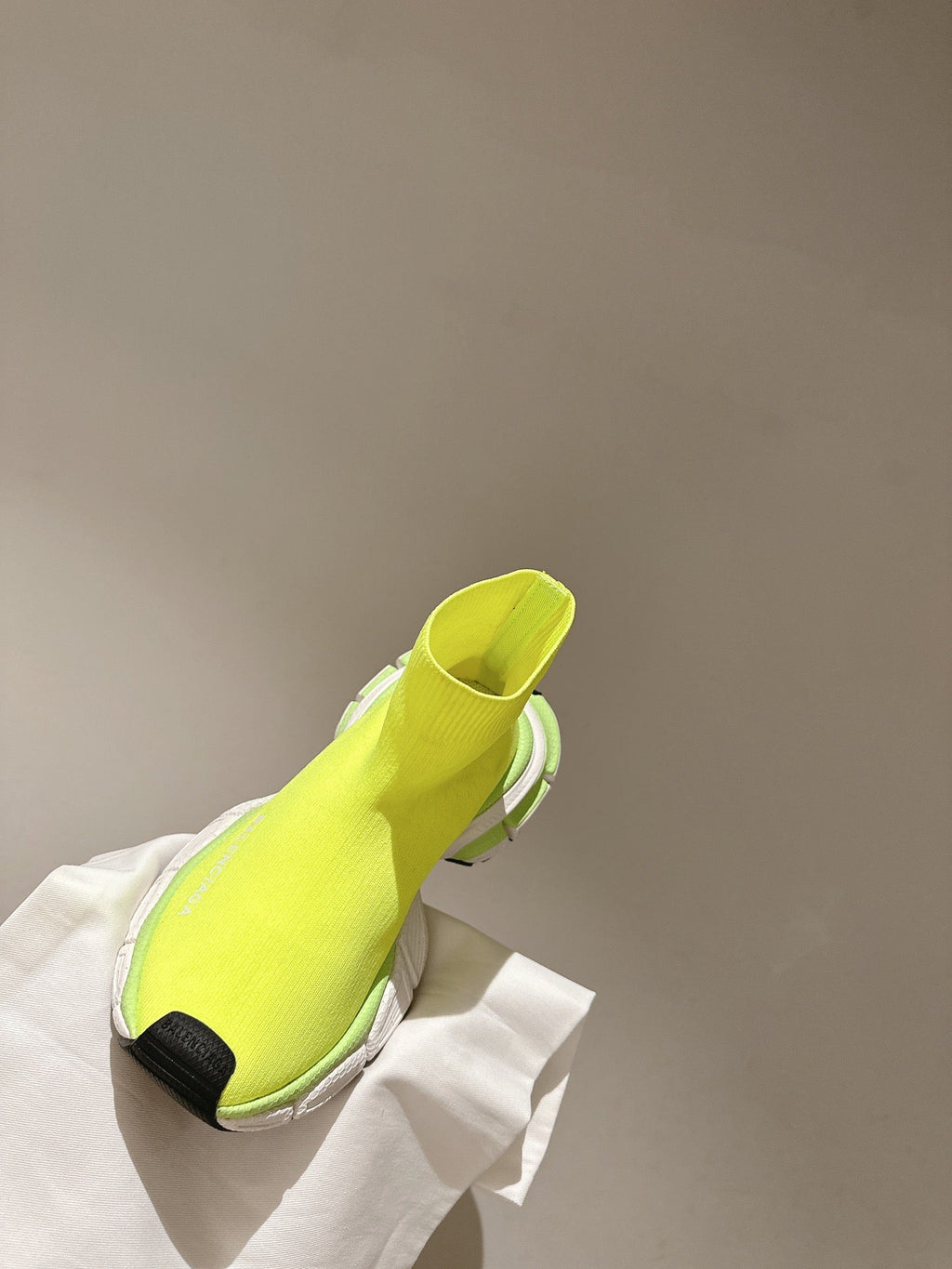 BALENCIAGA 25S SPEED TRAINER SNEAKERS 55 MM IN LIGHT LEMON YELLOW KNIT
