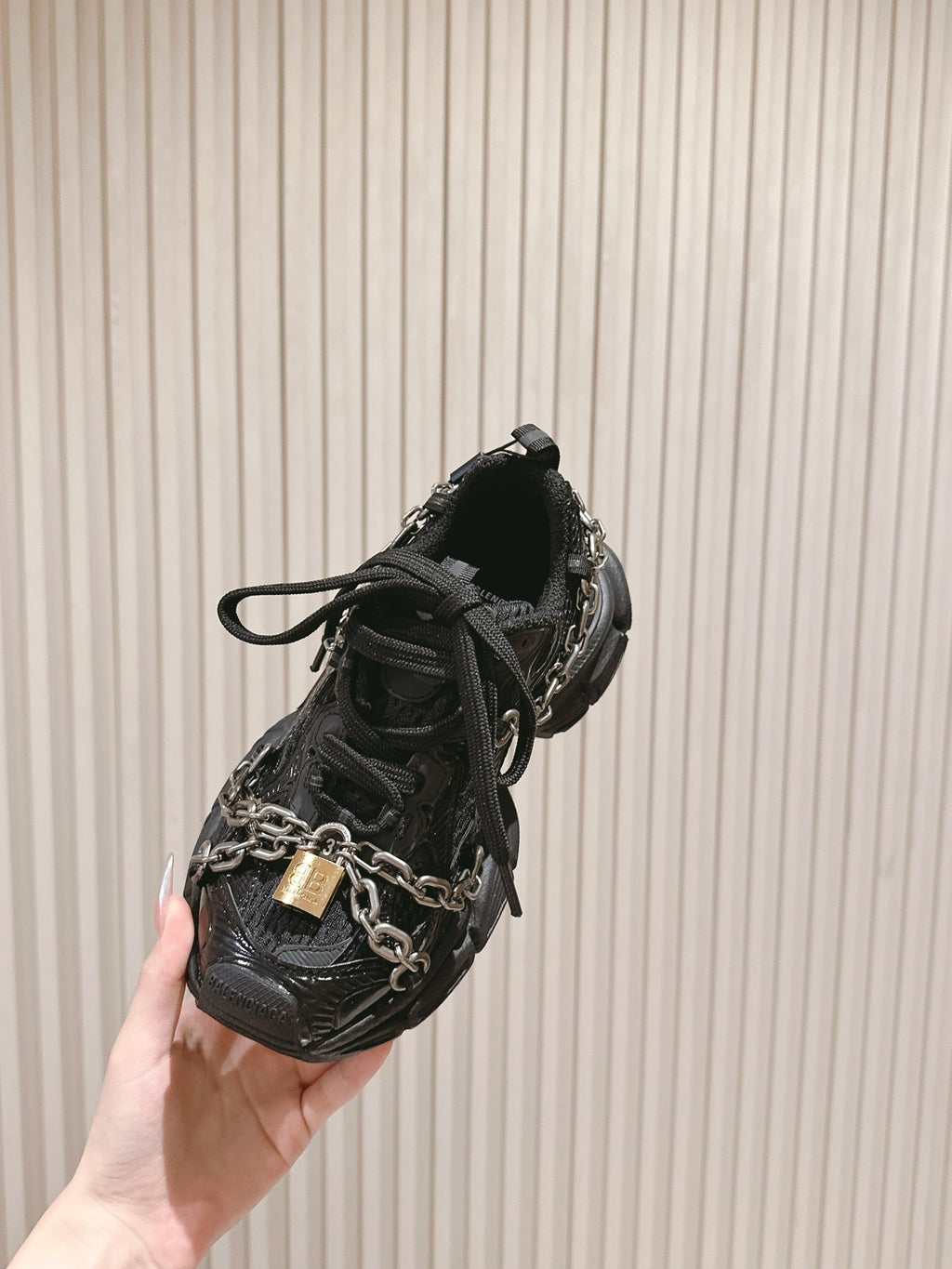 BALENCIAGA 25S 3XL SNEAKERS CHAIN-PADLOCK IN BLACK MESH FABRIC AND PU