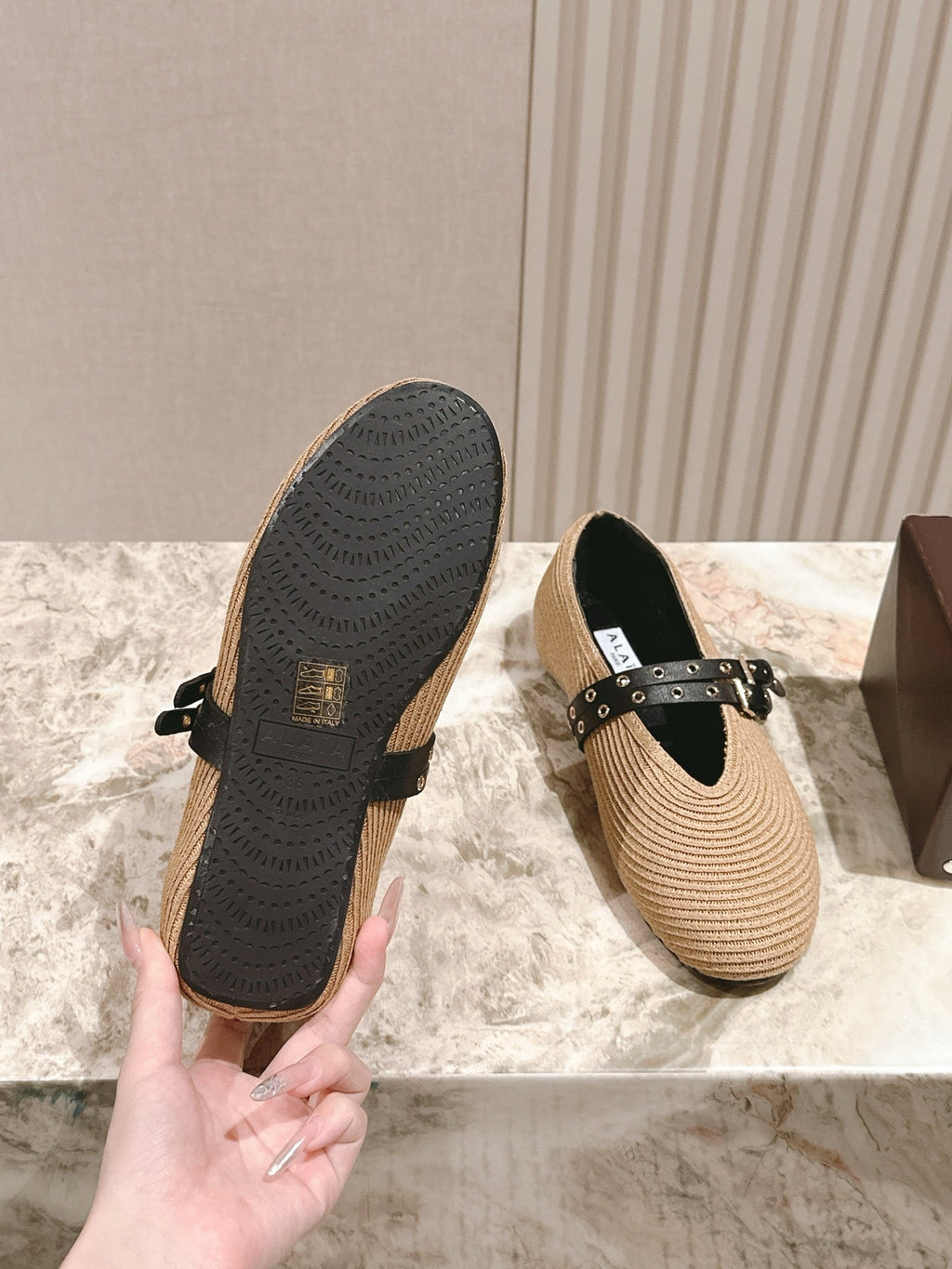 ALAIA MARY JANE 25S IN BEIGE RAFFIA AND BLACK LAMBSKIN WITH SILVER HARDWARE