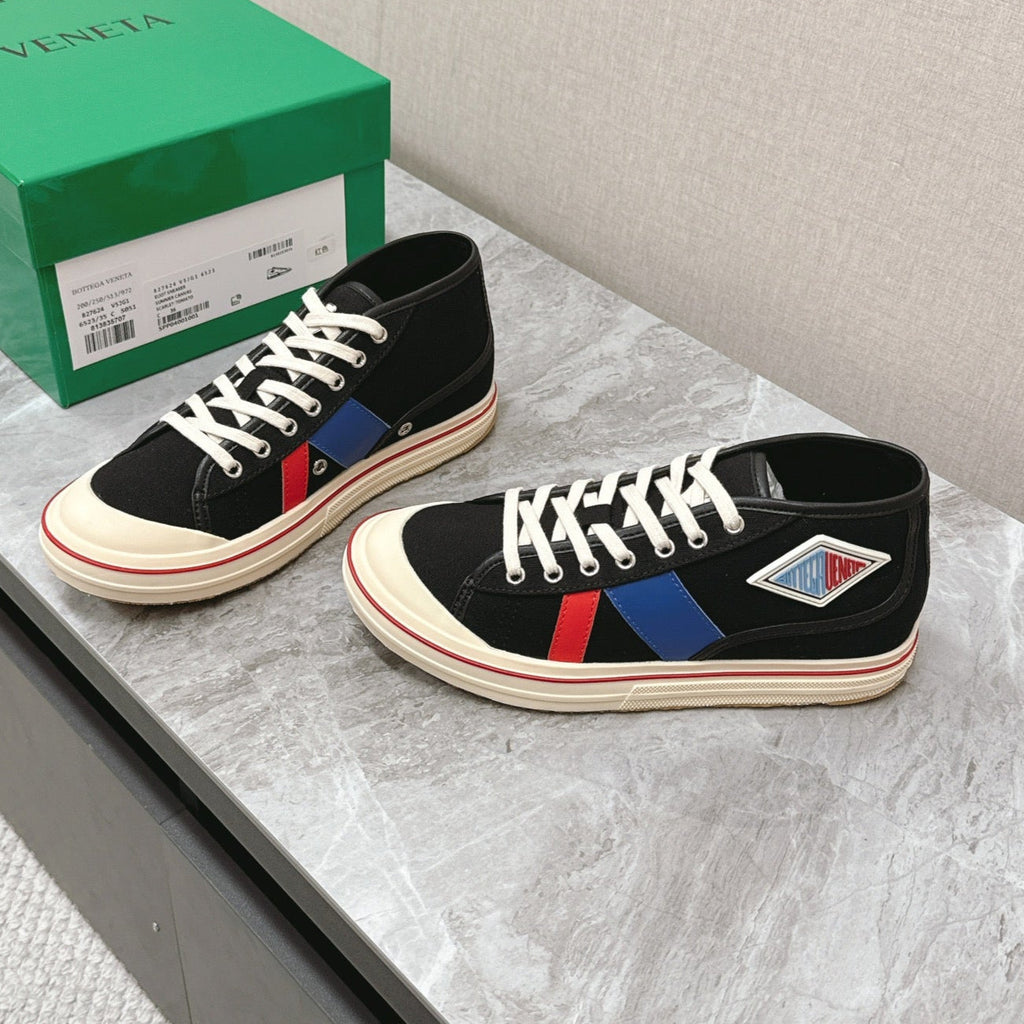 BOTTEGA VENETA ELIOT SNEAKER IN BLACK MIX BLUE AND RED CANVAS AND CALFSKIN
