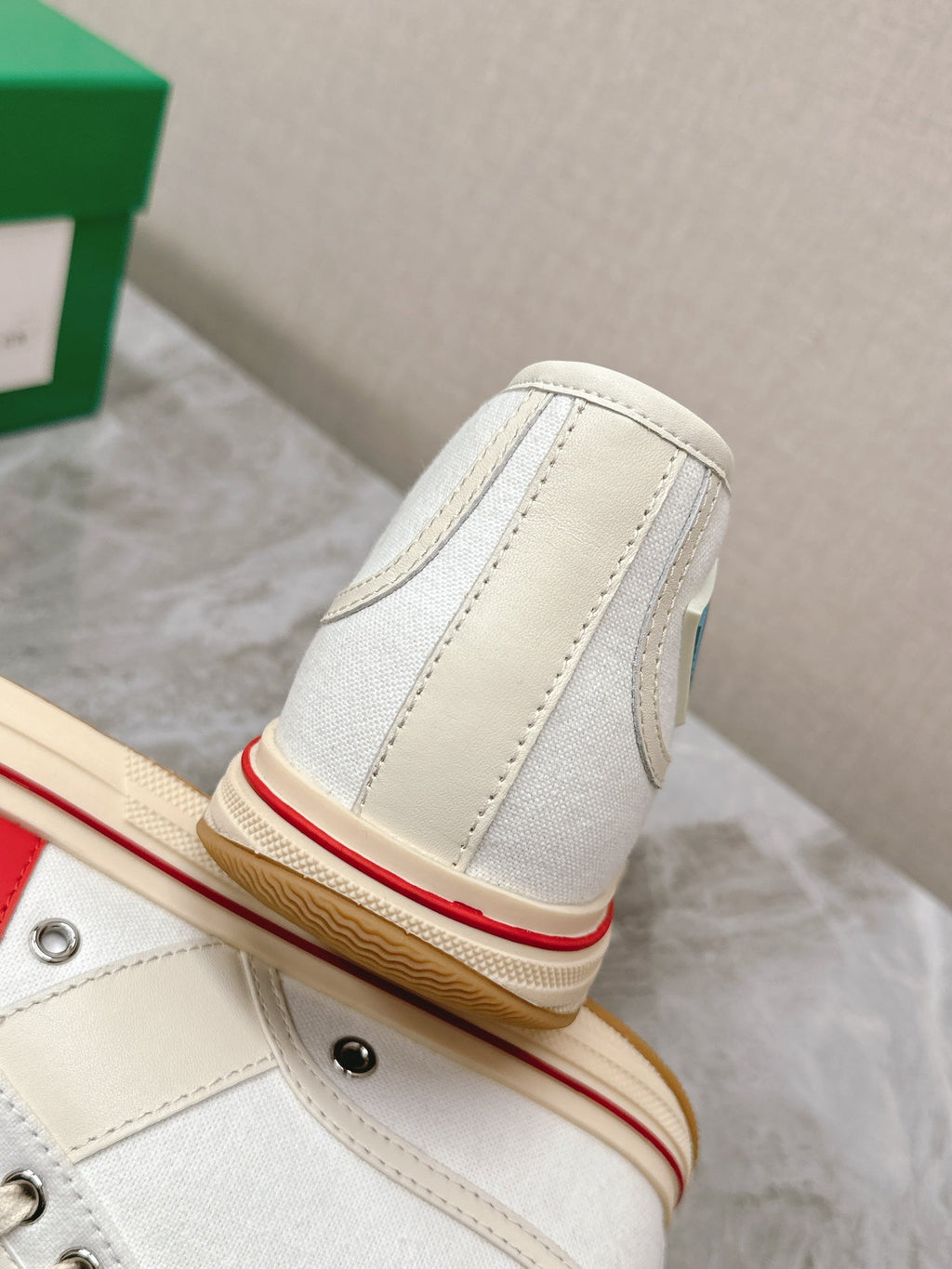 BOTTEGA VENETA ELIOT SNEAKER IN WHITE MIX CHERRY RED CANVAS AND CALFSKIN