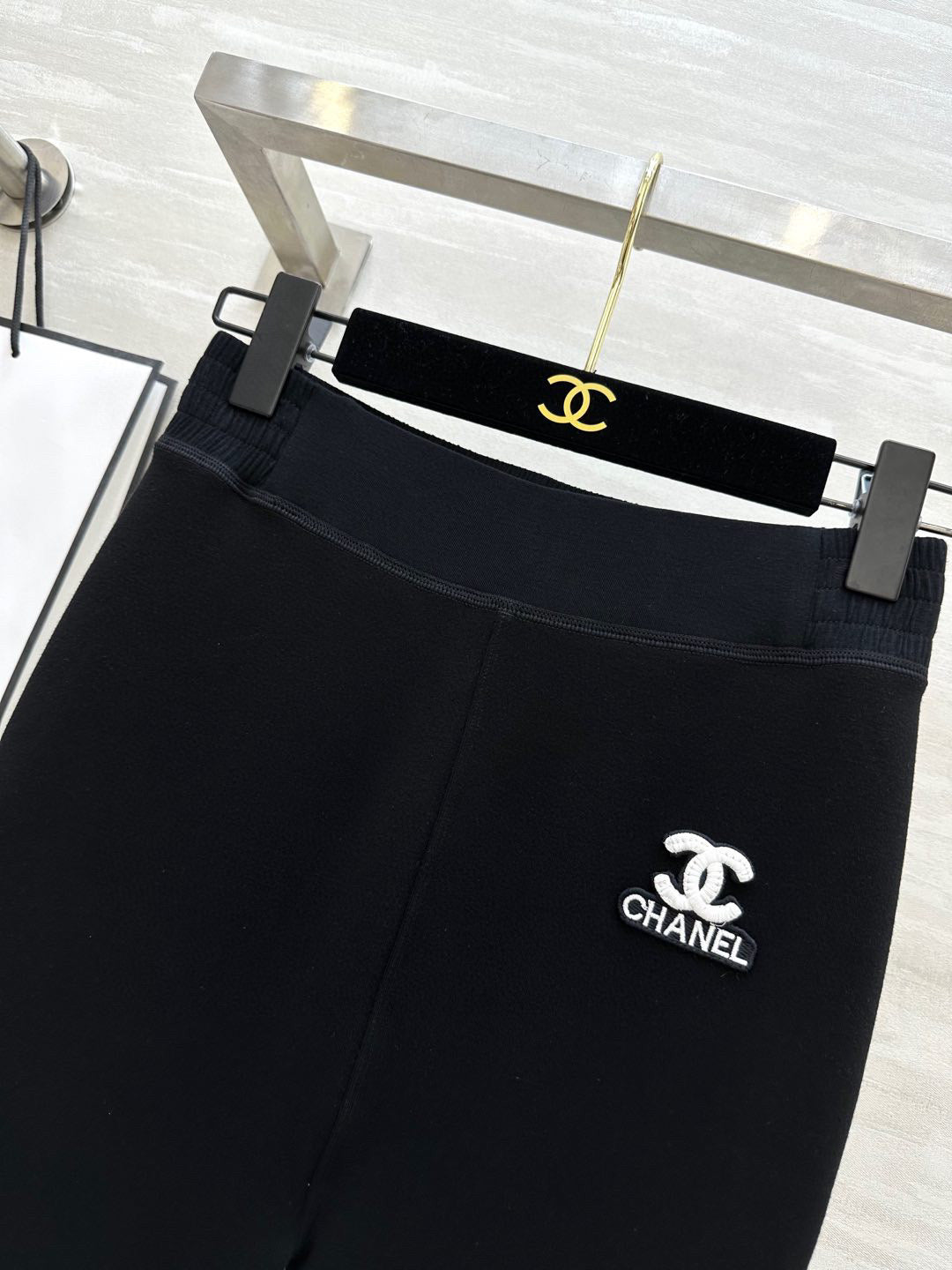 CHANEL 25S LEGGINGS 269