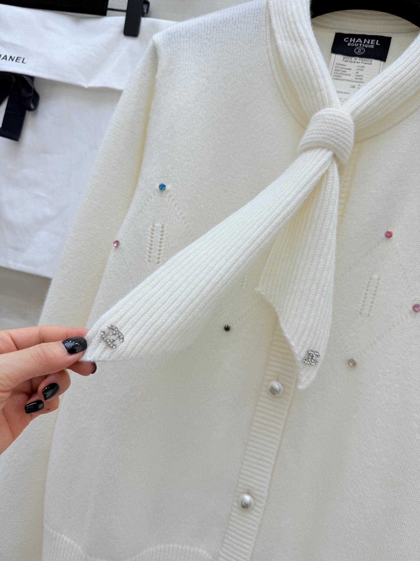 CHANEL 25S CASHMERE SWEATER 271