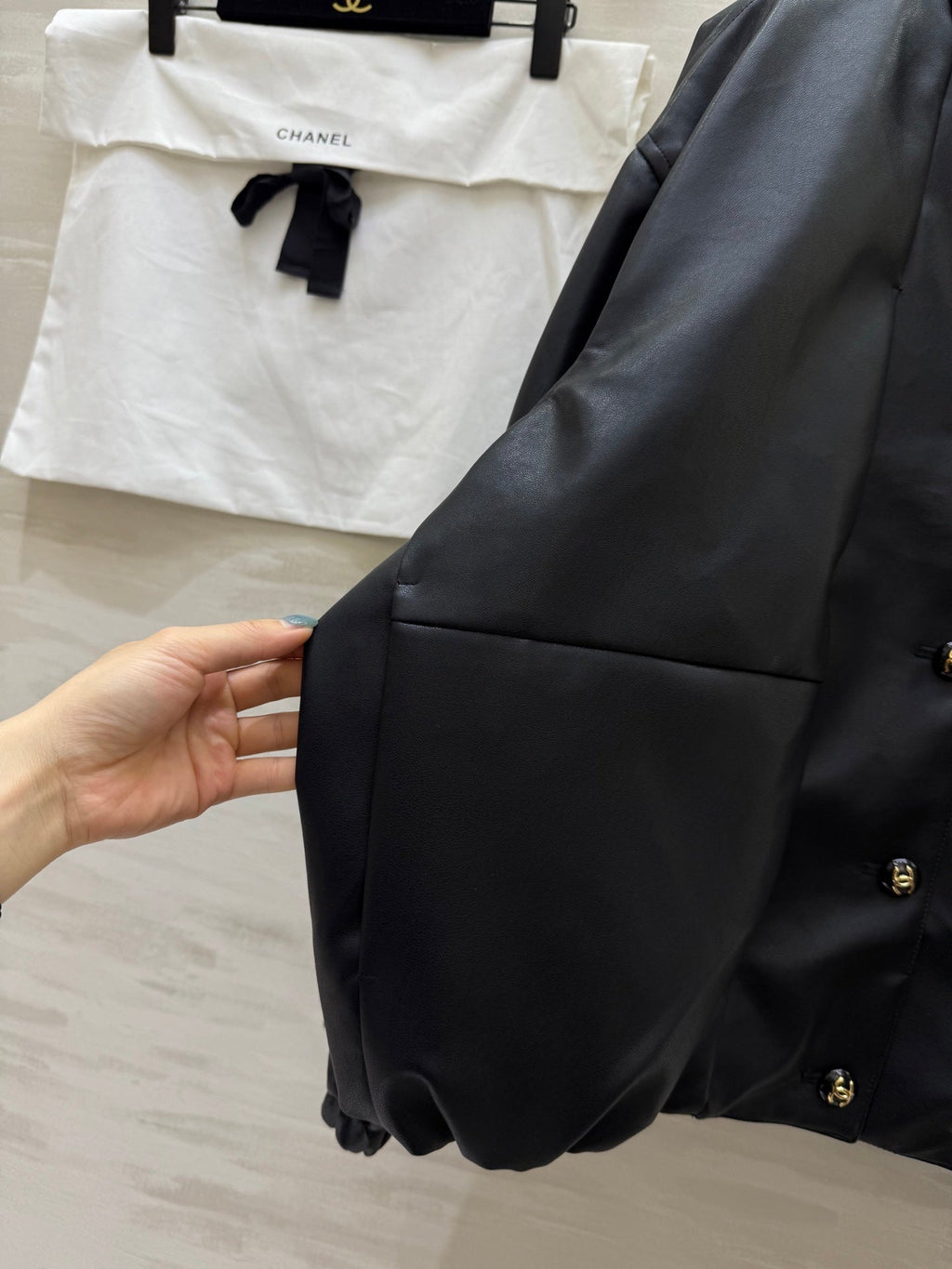CHANEL 25S STAND-COLLAR LEATHER JACKET 291