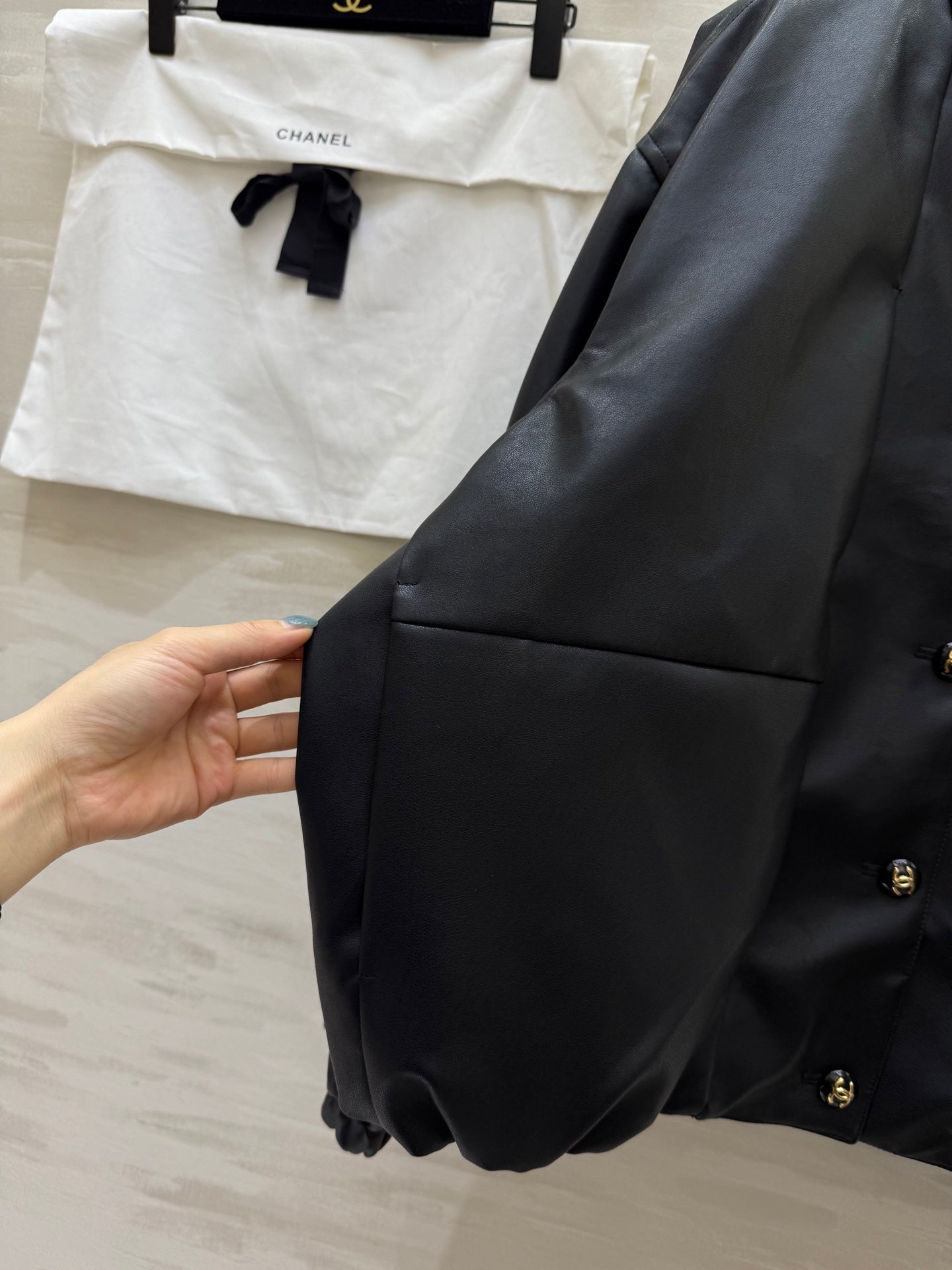CHANEL 25S STAND-COLLAR LEATHER JACKET 291
