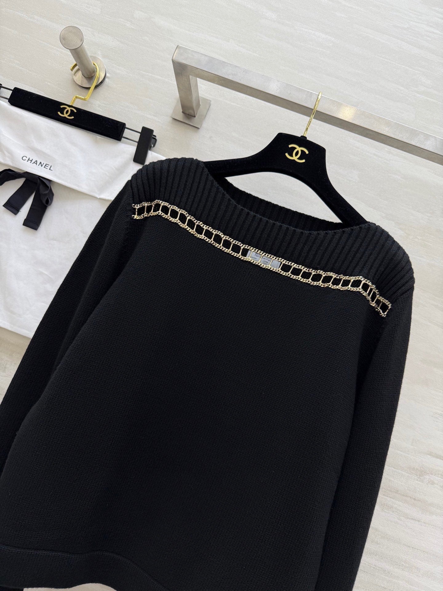 CHANEL 25S SWEATER 470