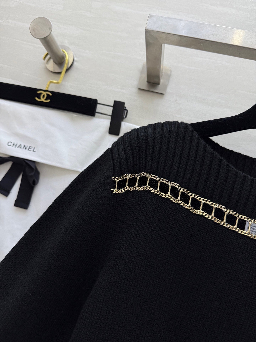 CHANEL 25S SWEATER 470