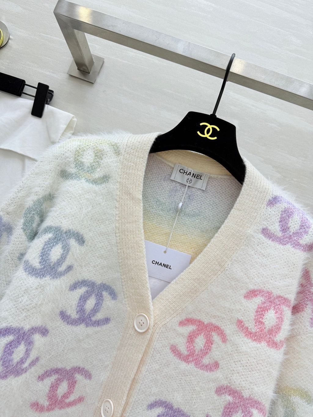 CHANEL 25S CARDIGAN JACKET 475
