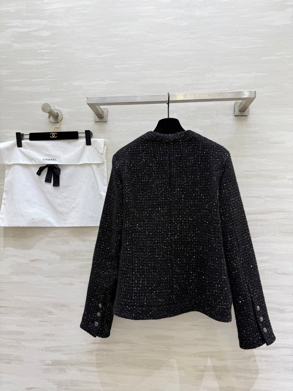 CHANEL 25S SEQUIN-EMBELLISHED TWEED JACKET 476