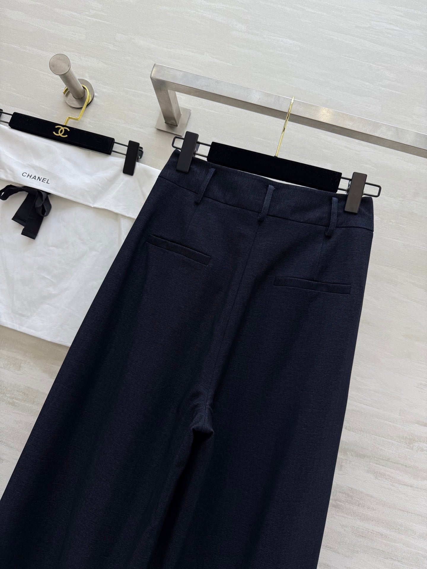 CHANEL 25S WIDE-LEG STRAIGHT PANTS 636