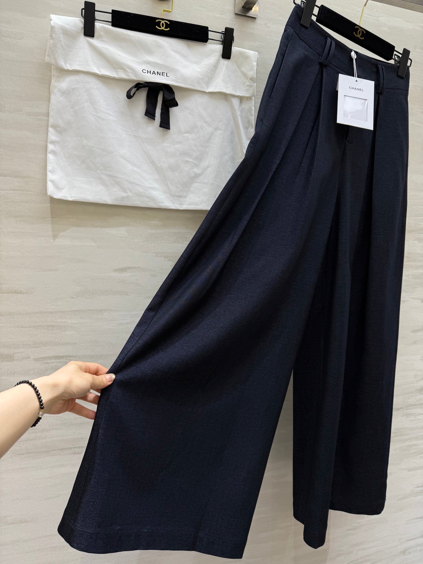 CHANEL 25S WIDE-LEG STRAIGHT PANTS 636