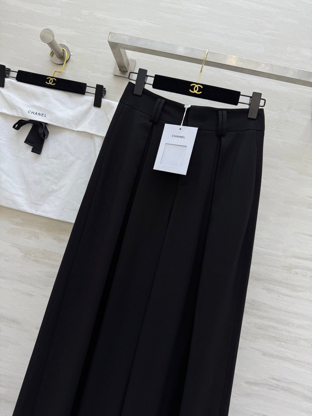 CHANEL 25S WIDE-LEG STRAIGHT PANTS 637