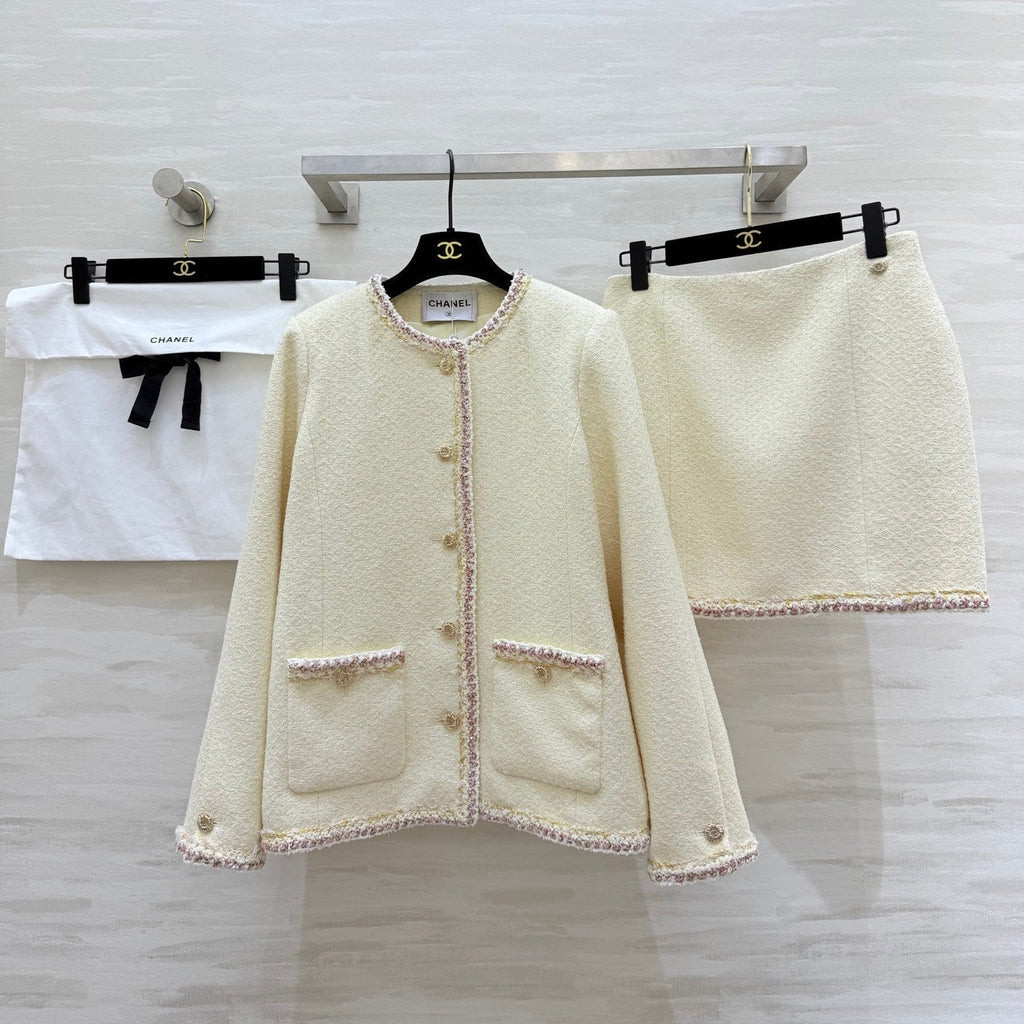 CHANEL 26S SKIRT SET 700
