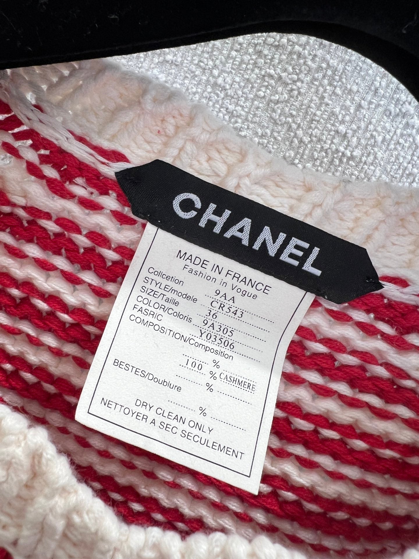 CHANEL 25S CASHMERE SWEATER 232461