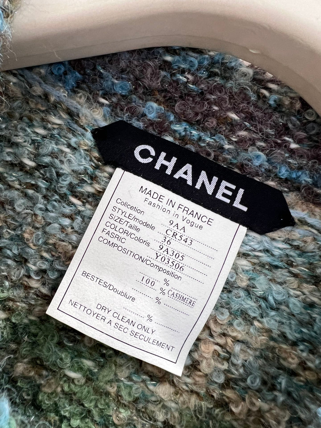 CHANEL 25S KNITTED CARDIGAN 232721