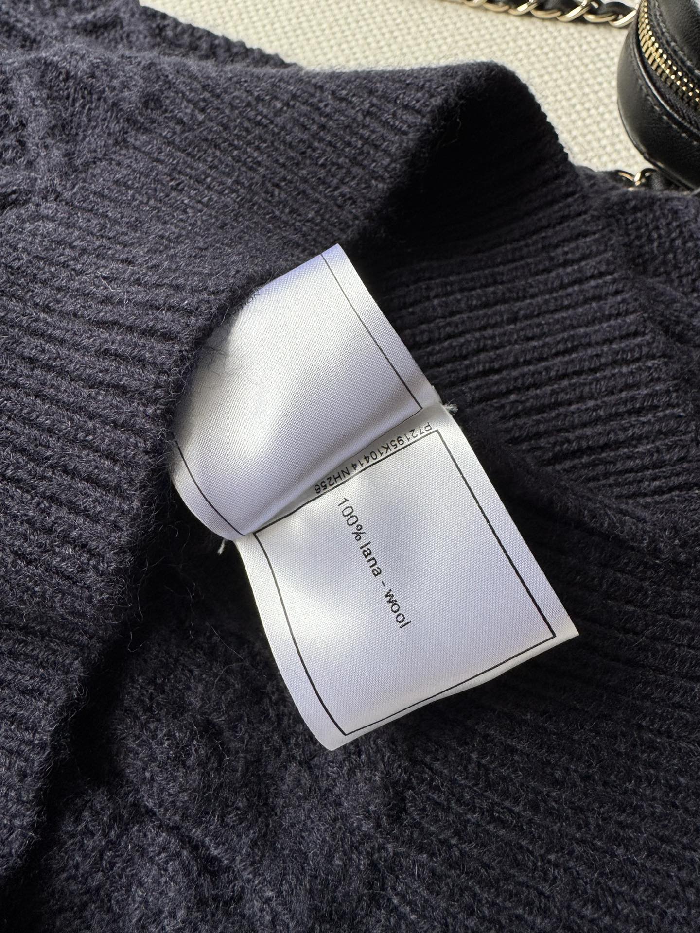 CHANEL 26S SWEATER 693