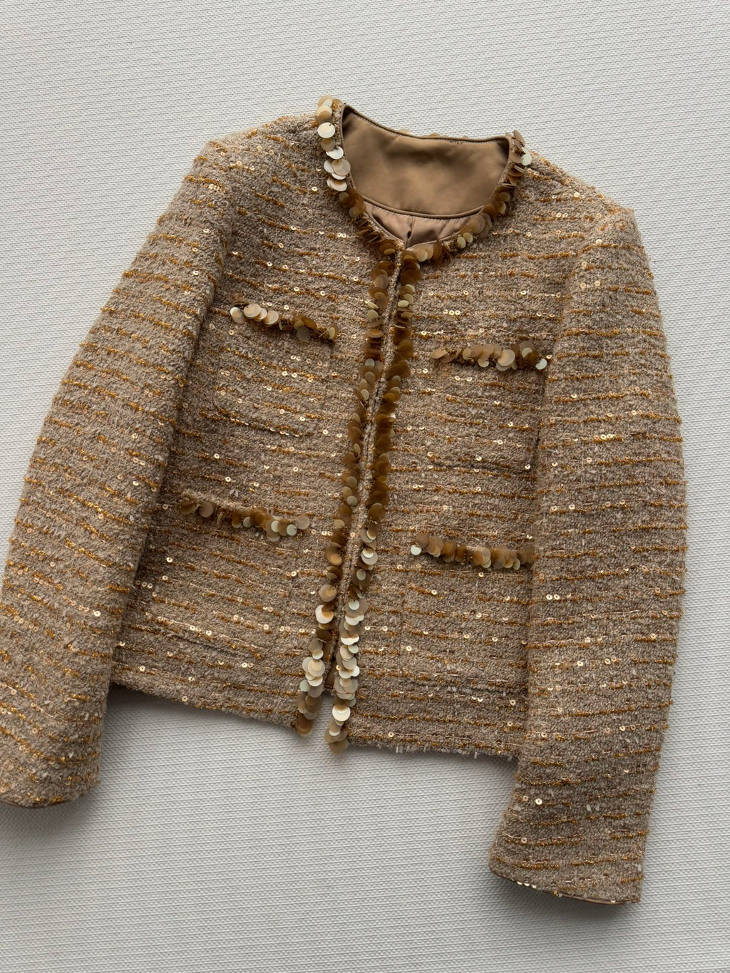 CHANEL 26S PREMIUM JACKET 715