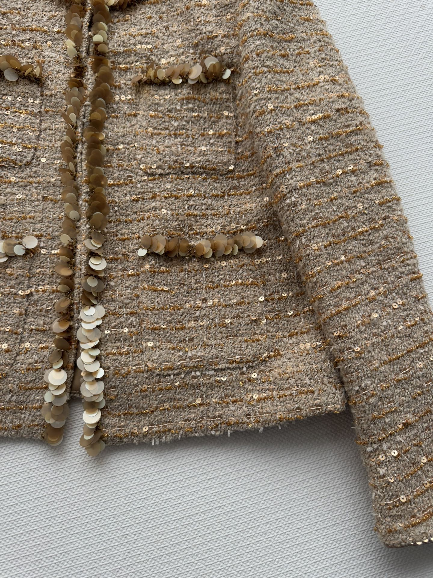 CHANEL 26S PREMIUM JACKET 715