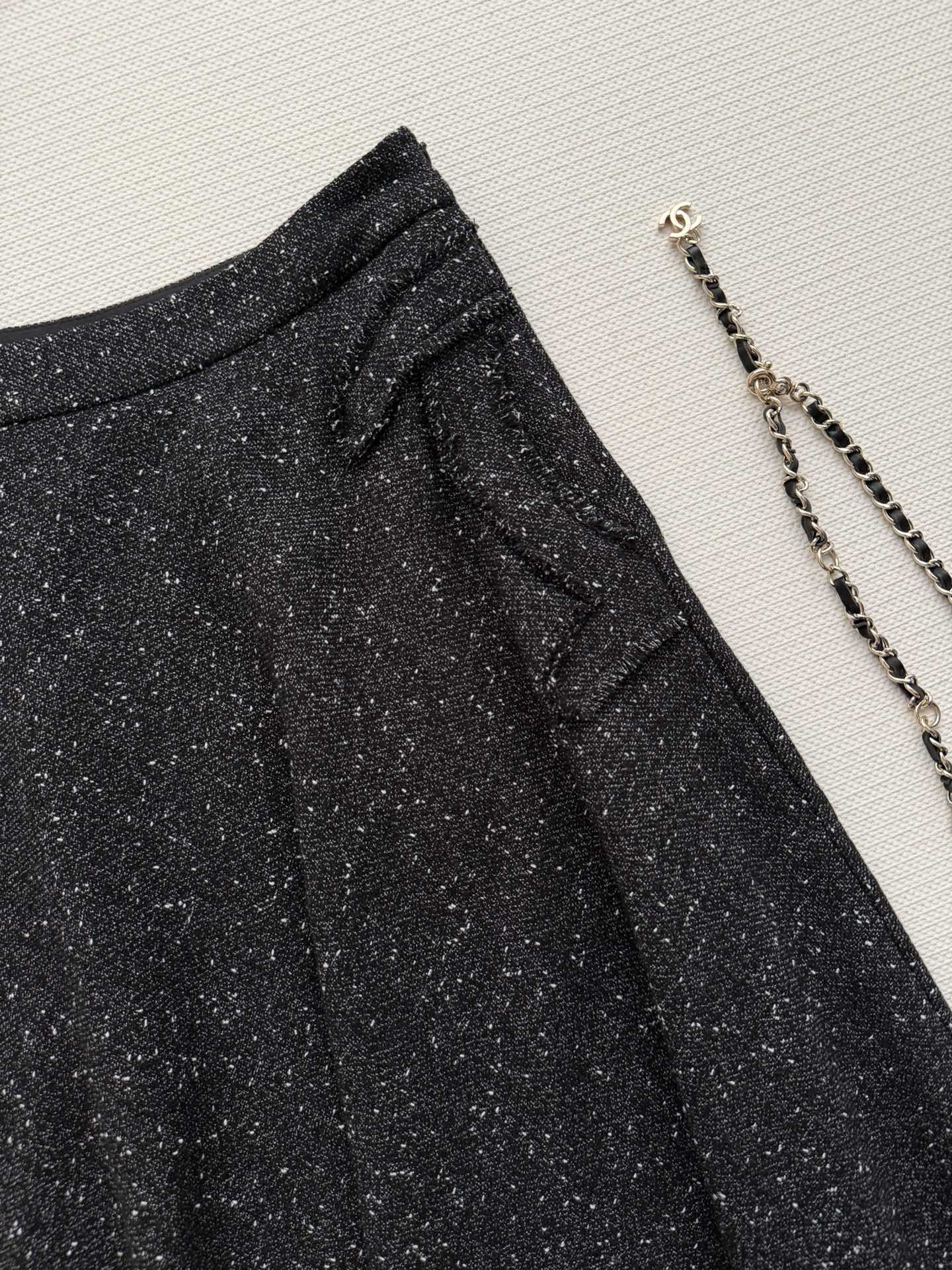 CHANEL 26S TWEED MIDI SKIRT 717