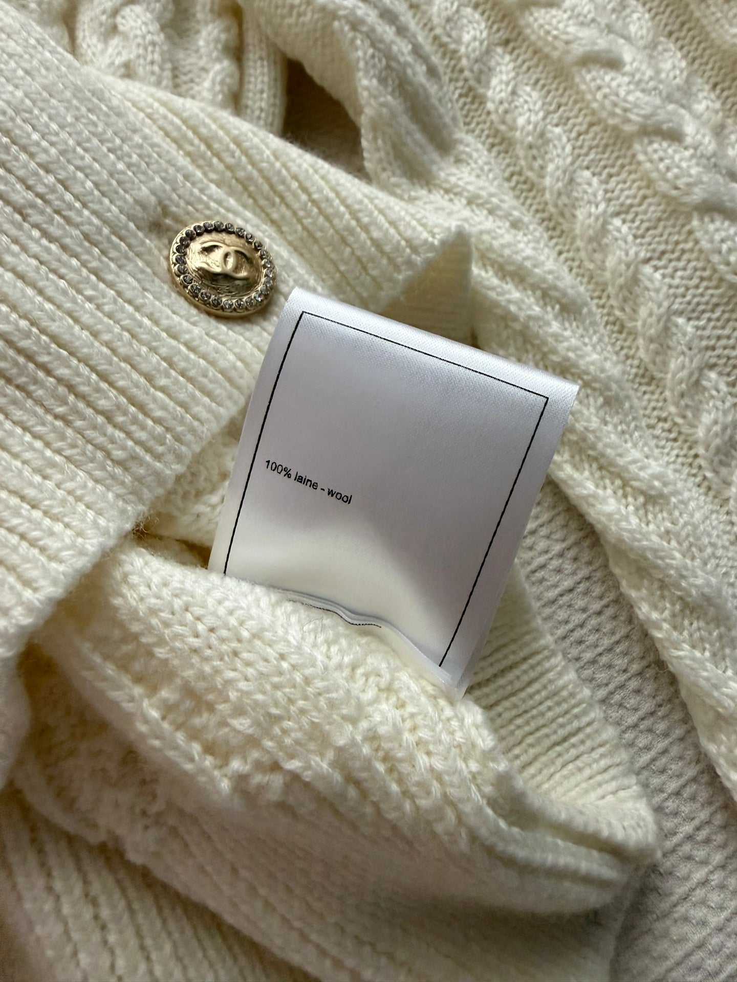 CHANEL 26S KNITTED CARDIGAN 721
