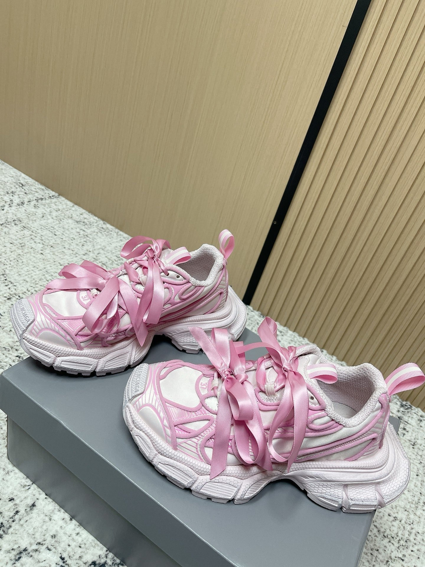 BALENCIAGA 25S 3XL SNEAKERS IN CREAM WHITE MIX PINK PU LEATHER