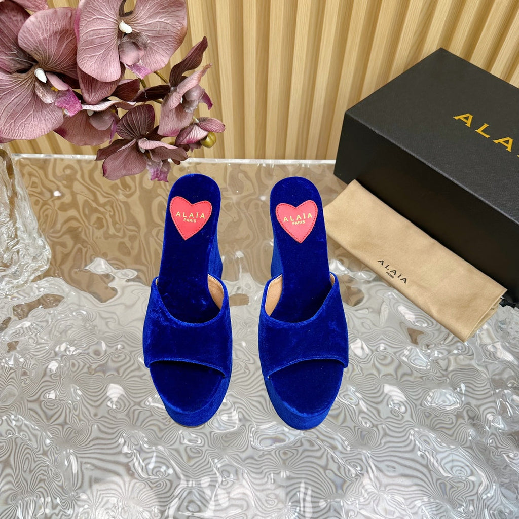 ALAIA PLATFORM WEDGE IN COBALT BLUE VELVET WITH HEART EMBROIDERED
