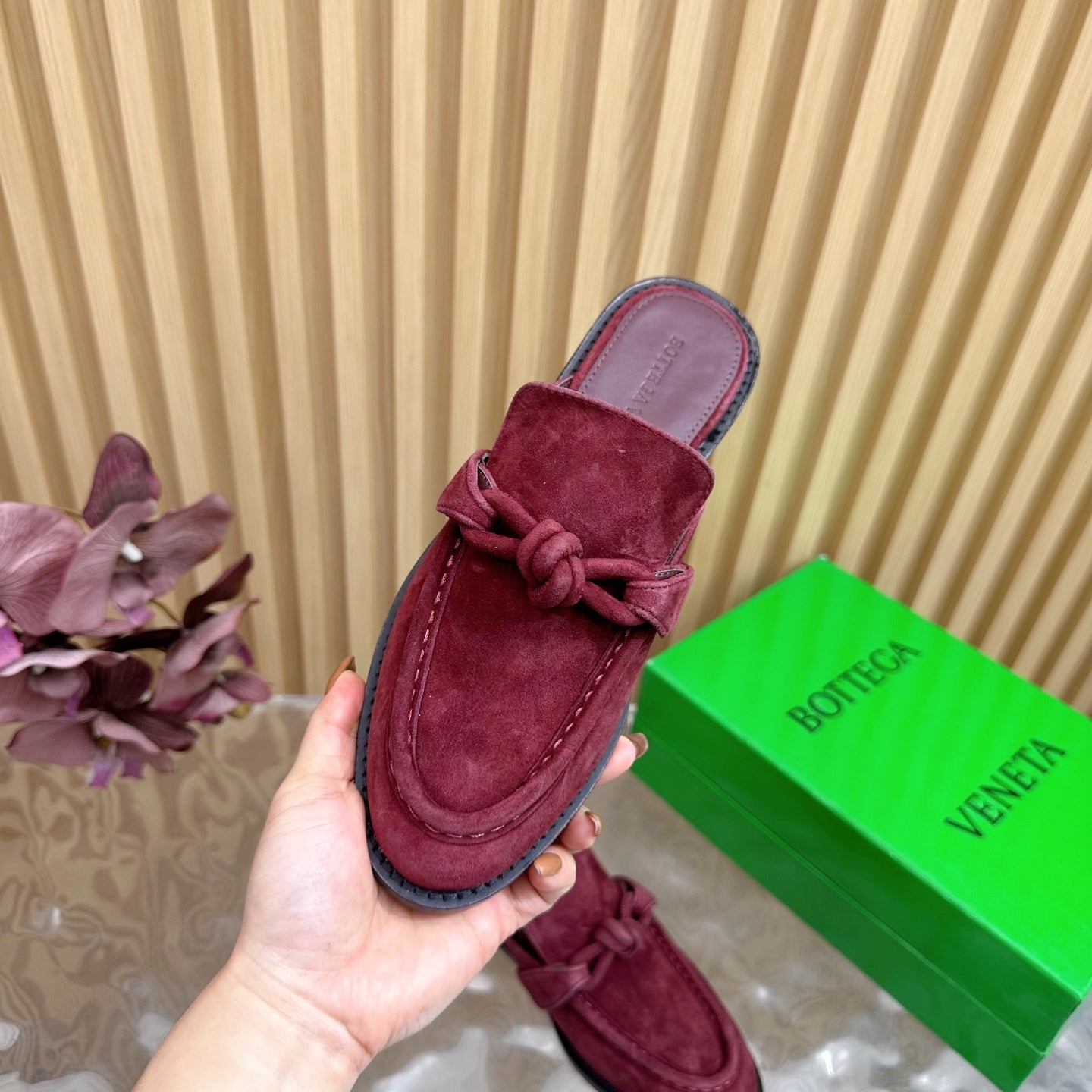 BOTTEGA VENETA OPEN-BACK LOAFER REALISED IN GARNET RED SUEDE