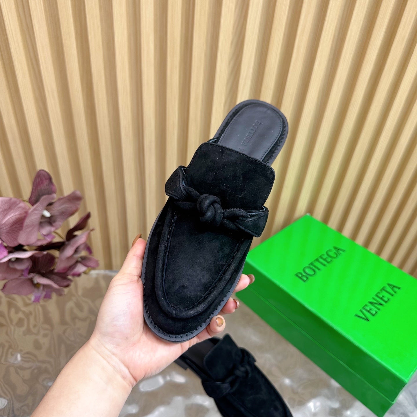 BOTTEGA VENETA OPEN-BACK LOAFER REALISED IN BLACK SUEDE