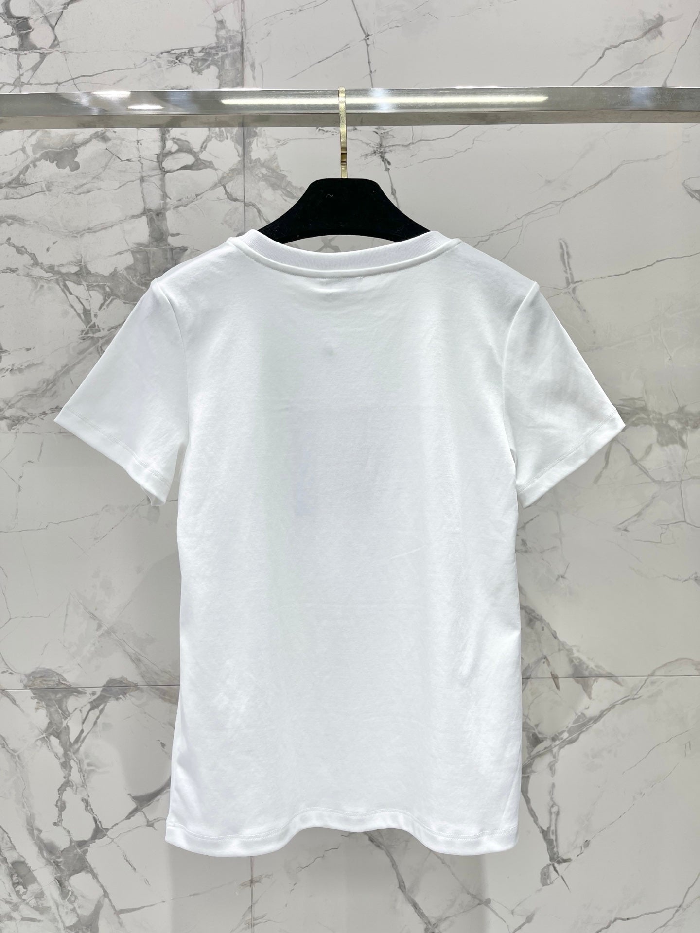 CHANEL 26S SHORT-SLEEVE T-SHIRT 831