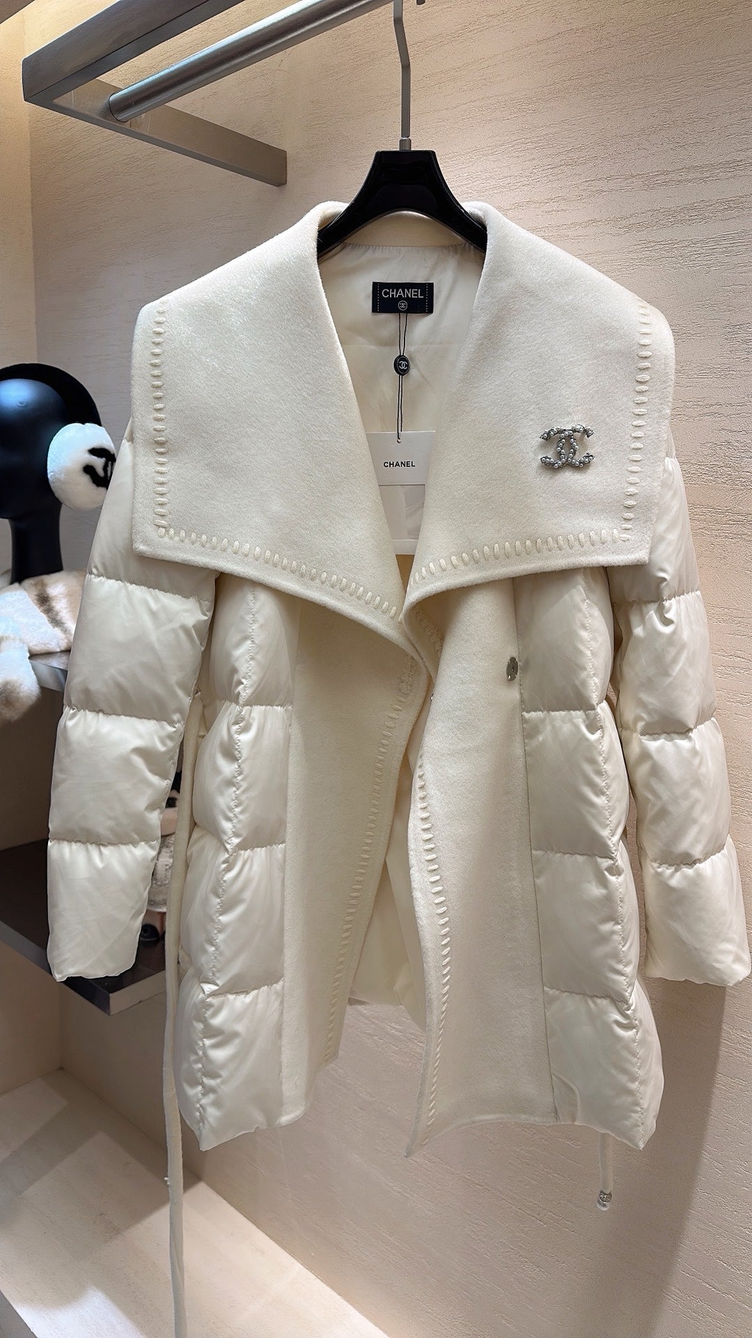 CHANEL 25S REGULAR FIT LONG DOWN JACKET 575