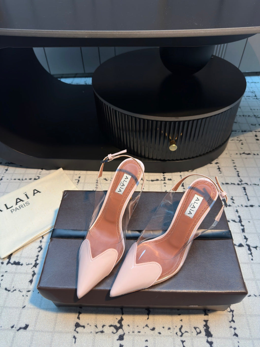 ALAIA HIGH SLINGBACK 25S 90 MM IN LIGHT PINK CALFSKIN