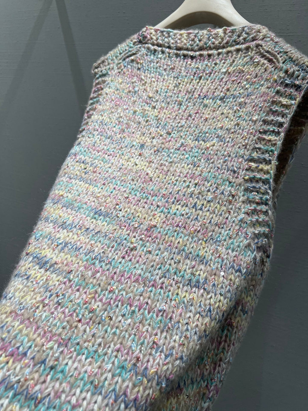 CHANEL 25S WOOL VEST 298