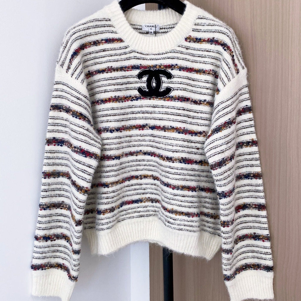CHANEL 25S LONG-SLEEVE SWEATER 534