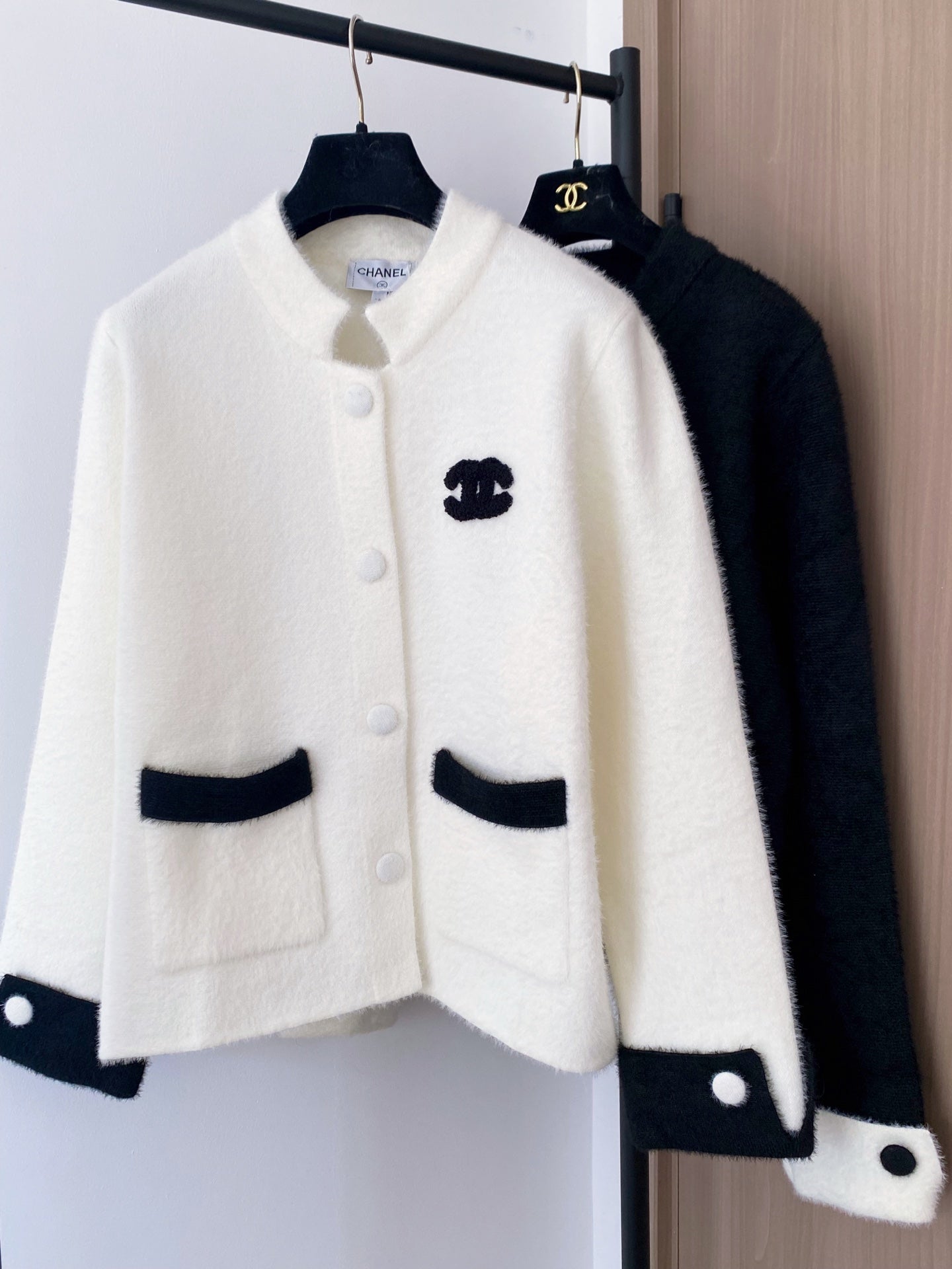 CHANEL 25S CARDIGAN 538