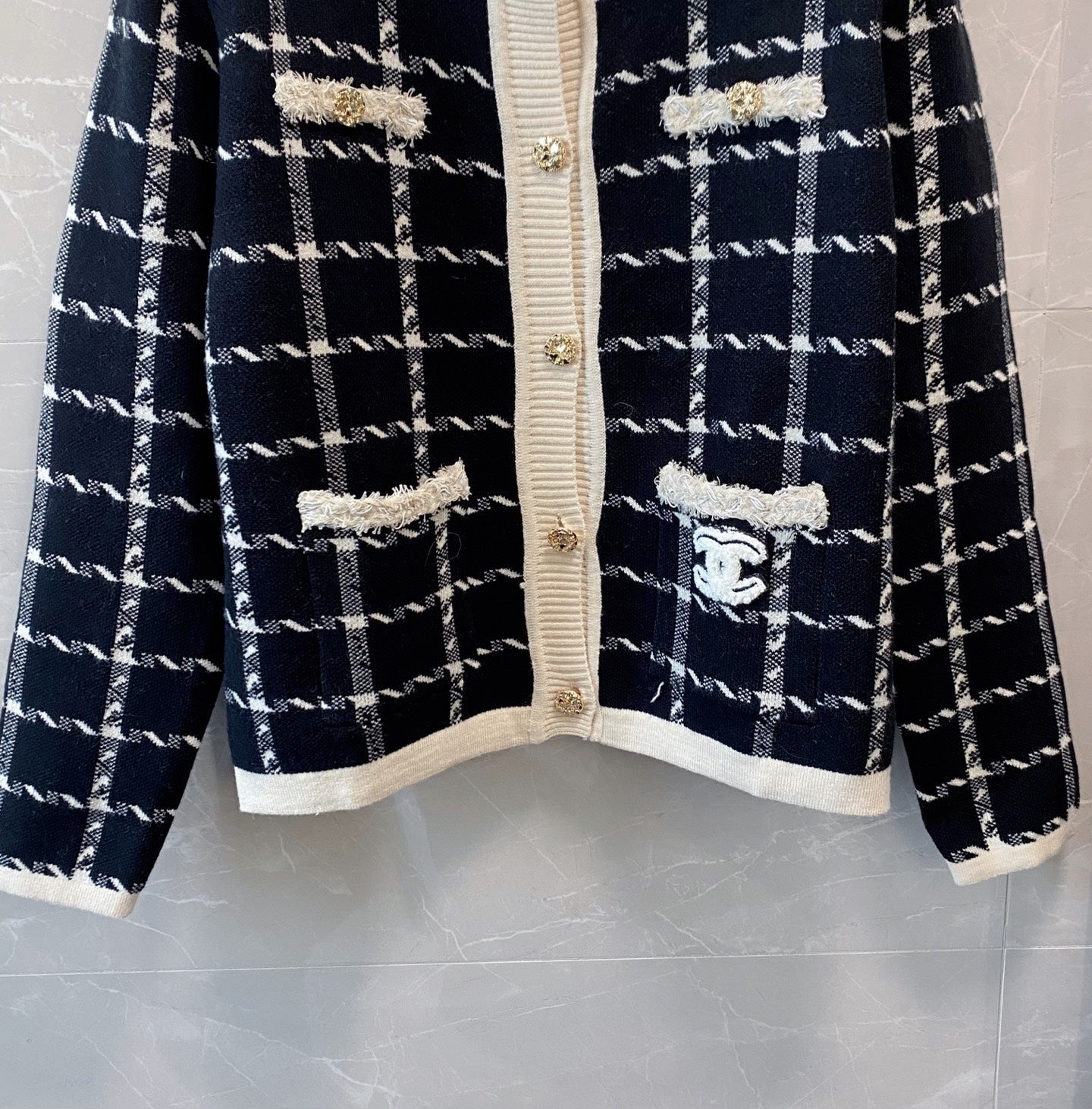 CHANEL 26S CARDIGAN JACKET 652