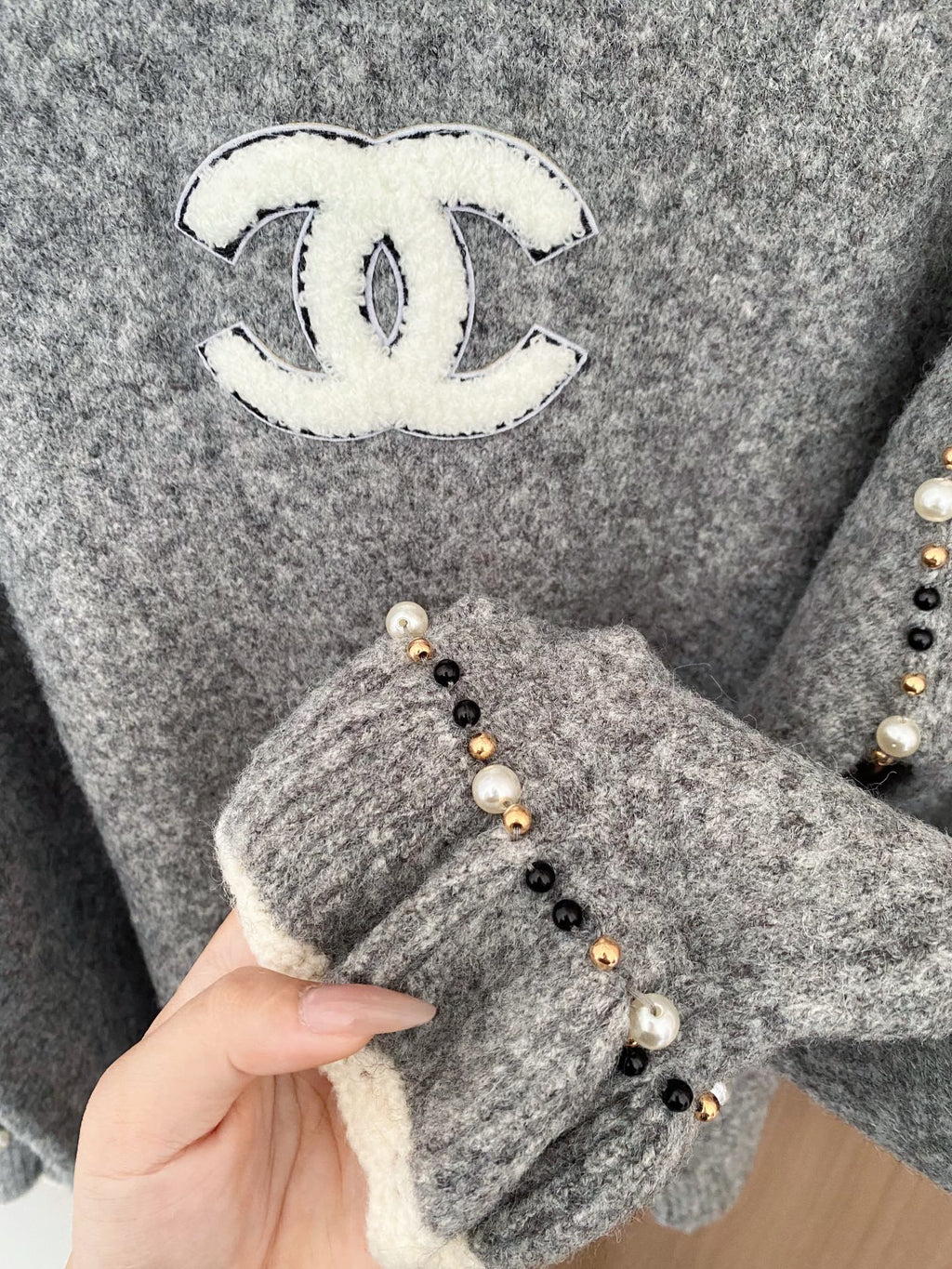 CHANEL 26S CREW NECK SWEATER 788
