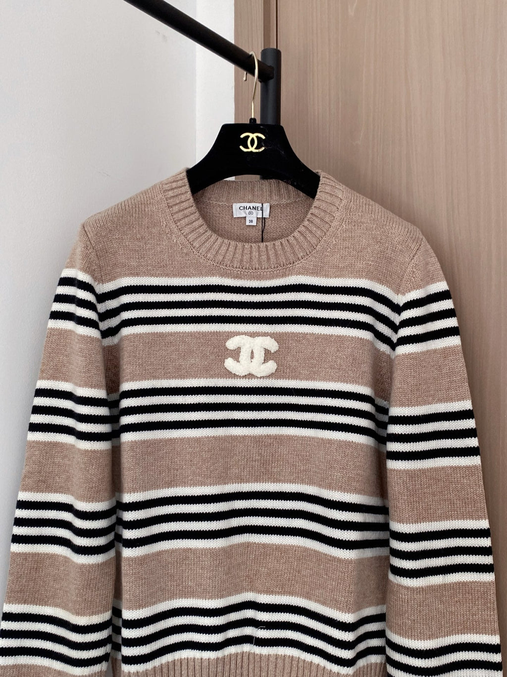 CHANEL 26S CREW NECK SWEATER 856
