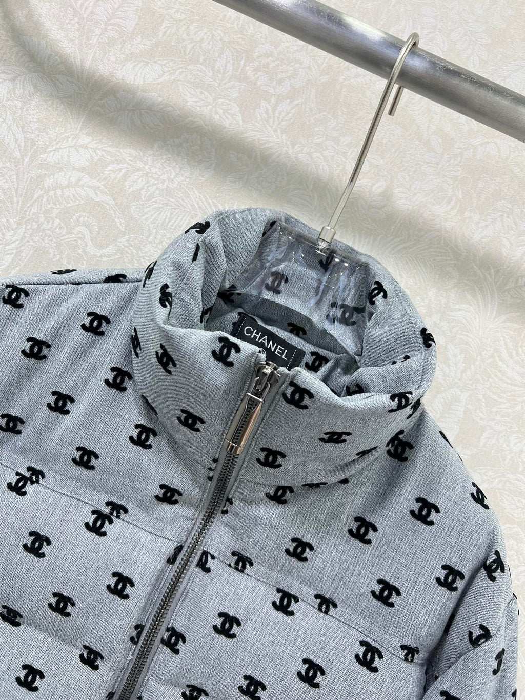 CHANEL 25S DOWN JACKET 310
