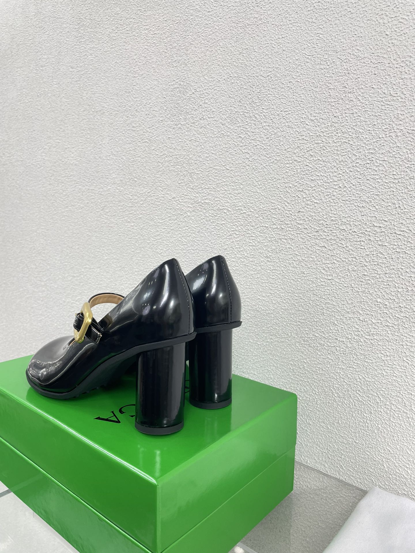 BOTTEGA VENETA ATOMIC MARY-JANE PUMP 9 CM IN BLACK CALFSKIN