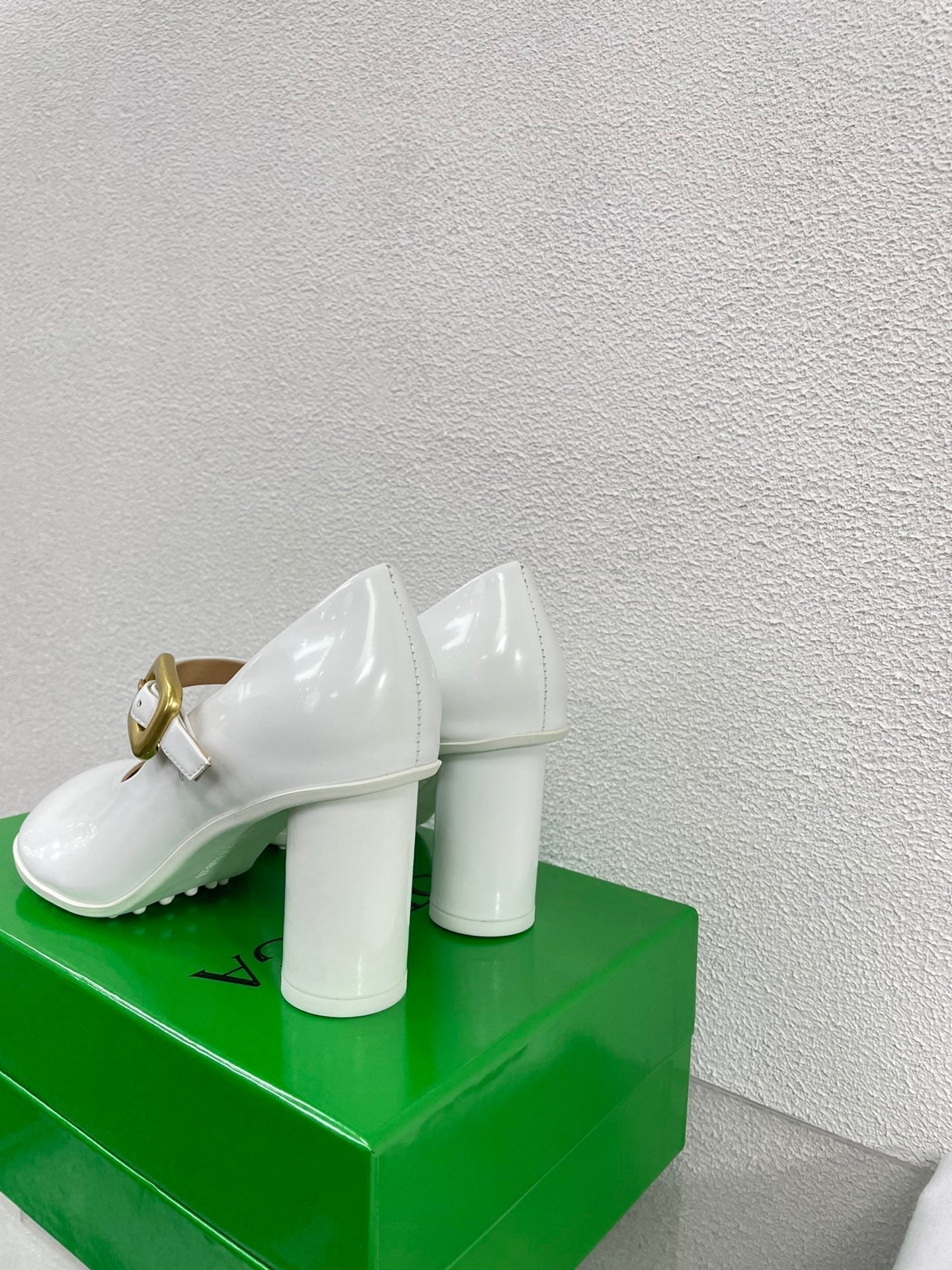 BOTTEGA VENETA ATOMIC MARY-JANE PUMP 9 CM IN WHITE CALFSKIN