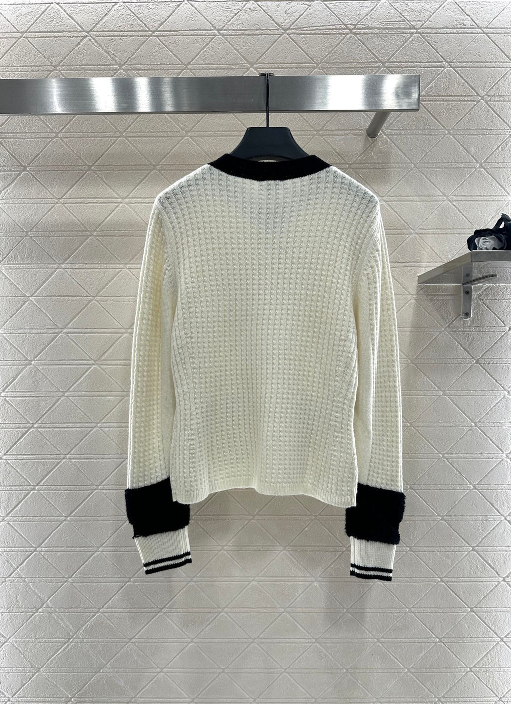 CHANEL 25S KNITTED CARDIGAN 644